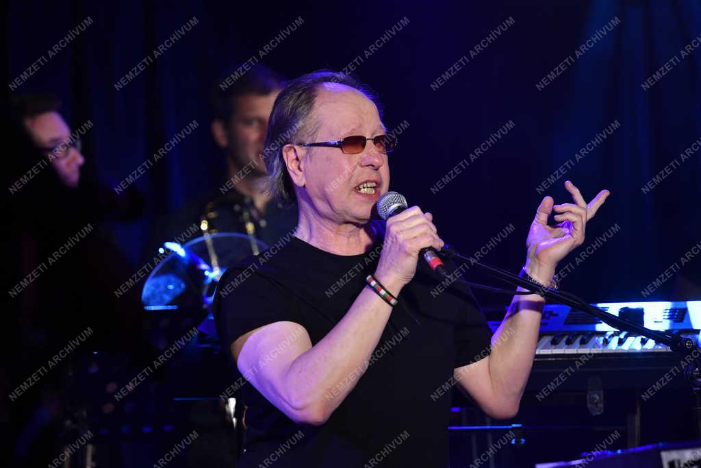 Televízió - M2 Petőfi TV - Akusztik koncert az A38 hajón