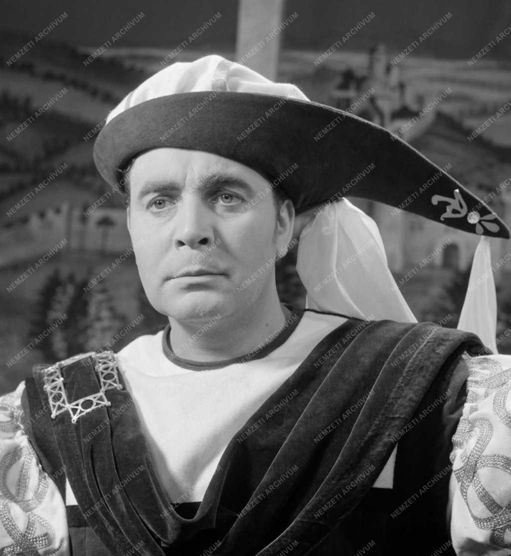 A Nemzeti Színház bemutatta a pesterzsébeti „Csili”-ben Shakespeare: „Makrancos hölgy” című vígjátékát