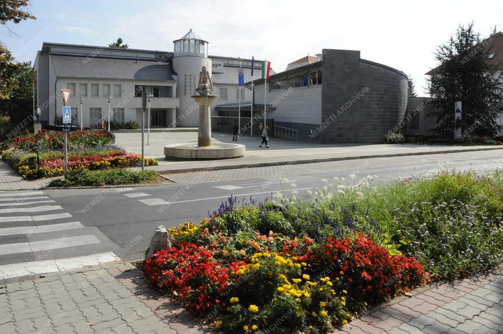 Hévíz - Az Önkormányzat épülete