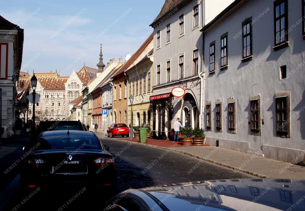 Városkép - Budapest - A Fortuna utca a Várban