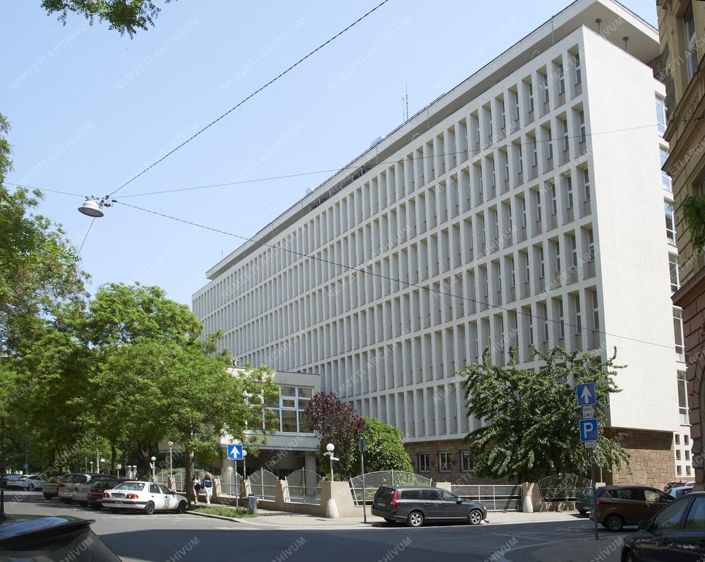 Közigazgatás - Budapest - Alapvető Jogok Biztosának Hivatala