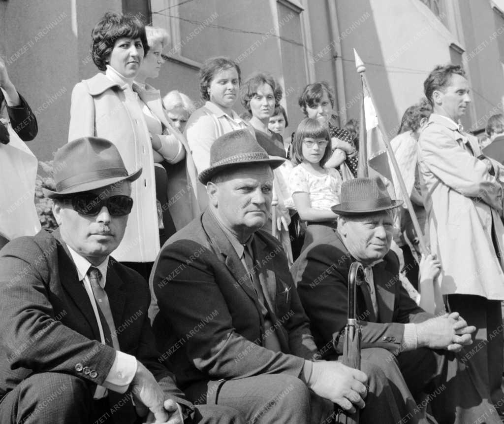 Belpolitika - Országyűlési képviselőválasztási nagygyűlés Kaposvárott