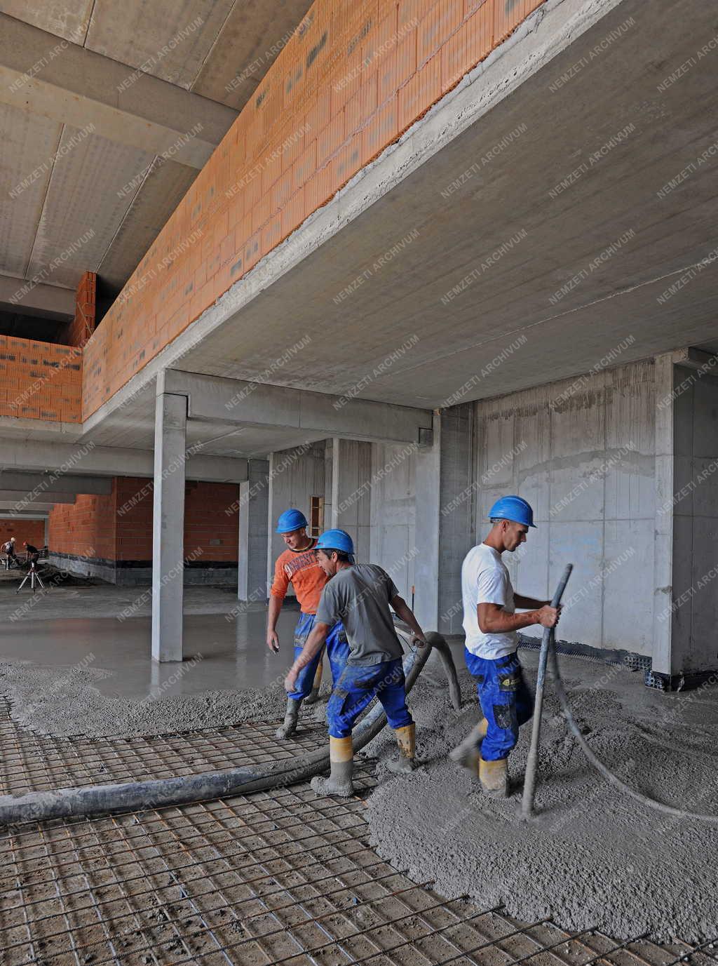 Sportlétesítmény - Debrecen - Épül az új stadion Debrecenben