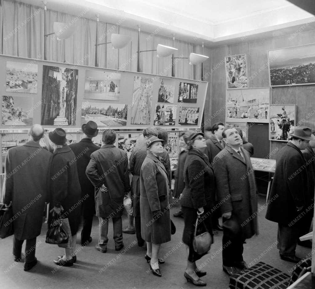 Kultúra - Fotókiállítás a fővárosi Vadas Ernő teremben