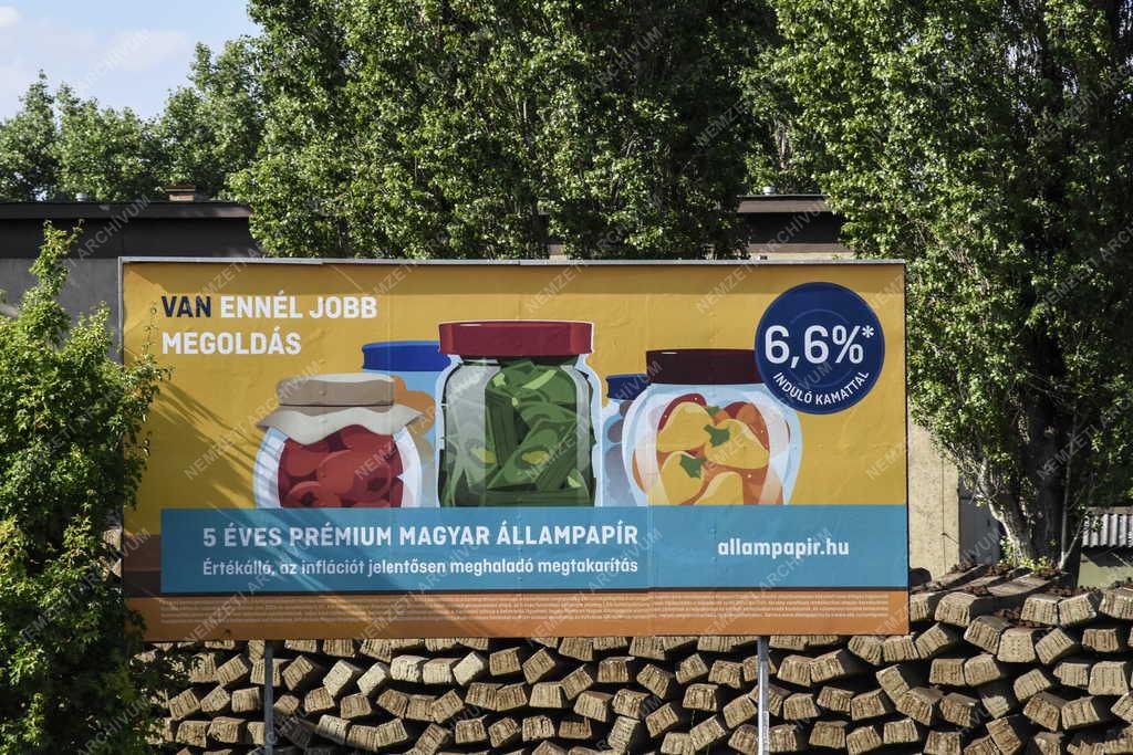 Pénzügy - Magyar Állampapír hirdetés a fővárosban