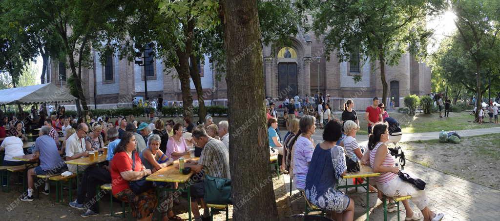 Ünnep - Budapest - Szent László Napok Kőbányán