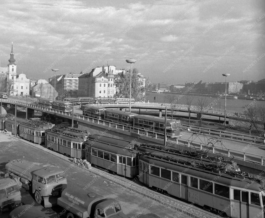 Hídépítés - Jó eredményeket mutatott az Erzsébet híd teherpróbája