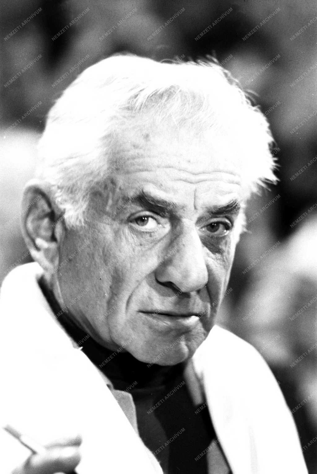 Leonard Bernstein amerikai zeneszerző 