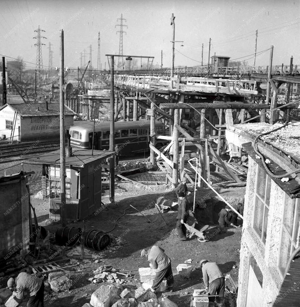 Közlekedés - Újjáépítés - Újpesti vasúti híd 