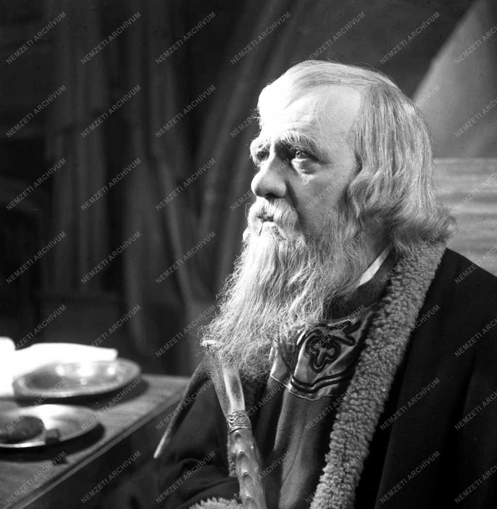 Tell Vilmos - bemutató a Néphadsereg Színházában