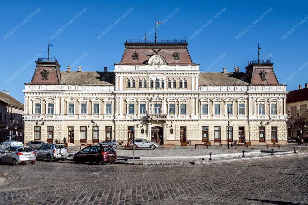 Városkép - Baja - Városháza épülete