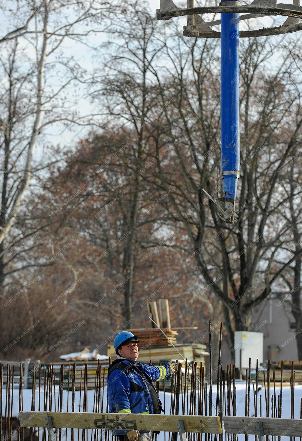 Építőipar - Debrecen - Nagyerdei Strand 