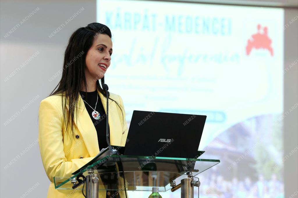 Kárpát-medencei Családok Konferencia Beregszászon