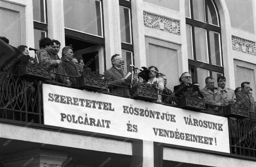 Várossá avatták Balmazújvárost