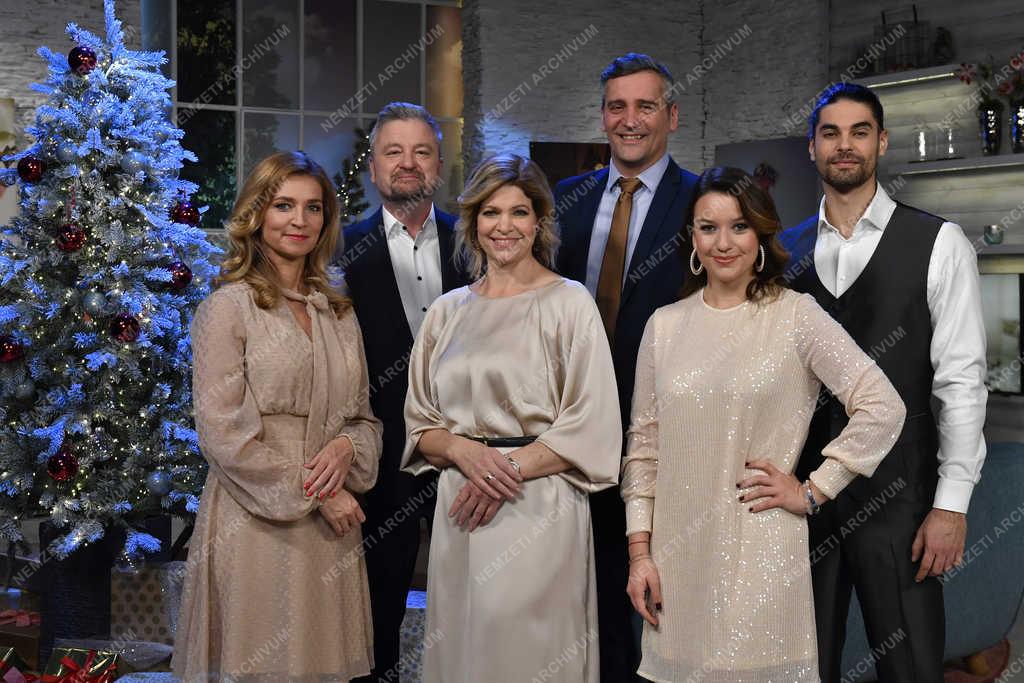 Televízió - A Család-barát magazin műsorvezetői