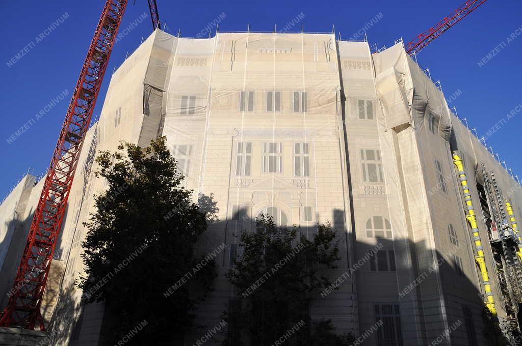 Városkép - Budapest - Megújul a Magyar Nemzeti Bank székháza