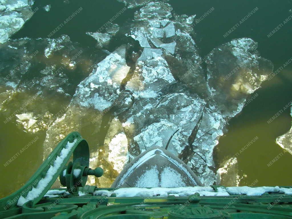 Természet - Budapest - Jégzajlás a Dunán