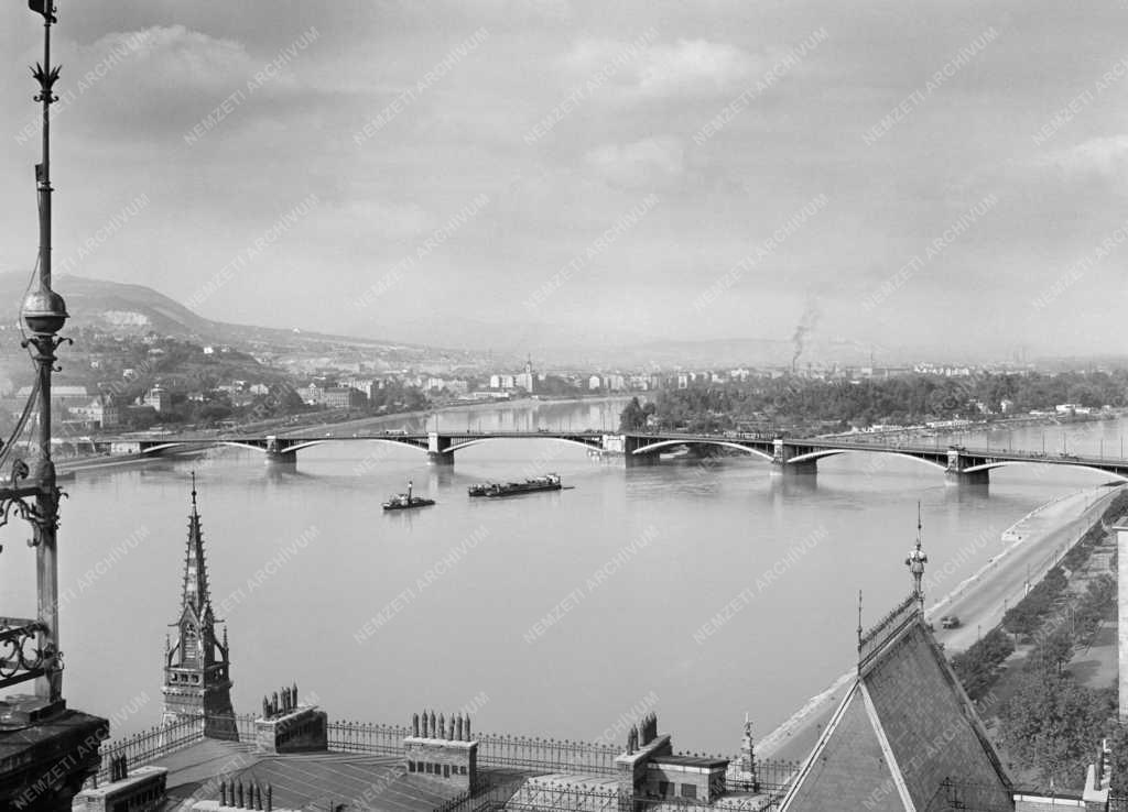 Budapesti városkép - Margit híd