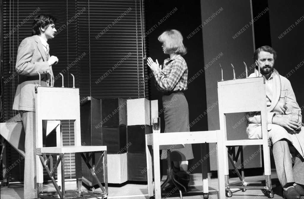 Színház - Harold Pinter: Árulás