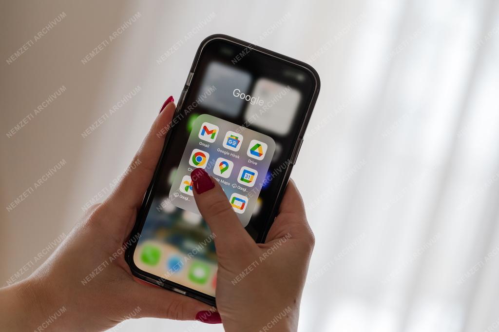 Kommunikáció - Mobiltelefon