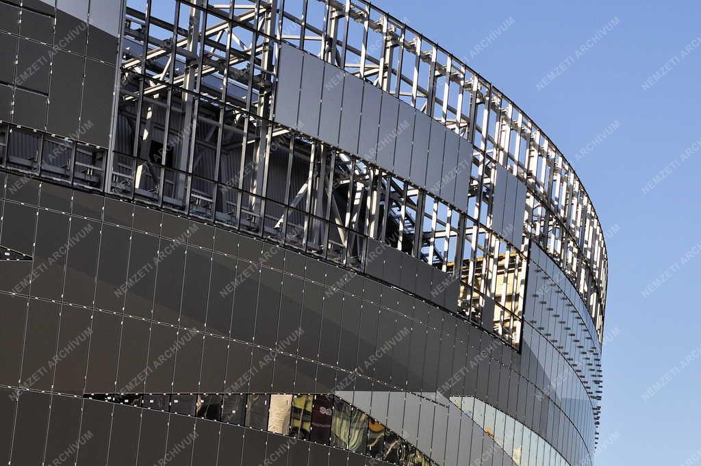 Településfejlesztés - Budapest - Épül a Multifunkcionális Sportcsarnok