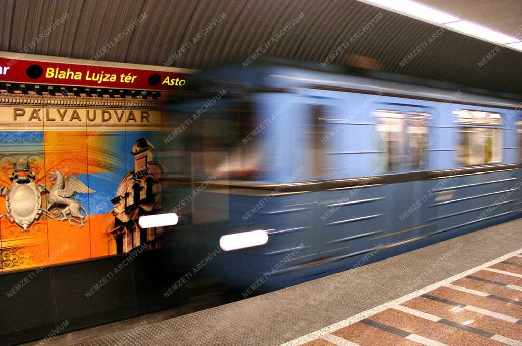 Tömegközlekedés - Metró