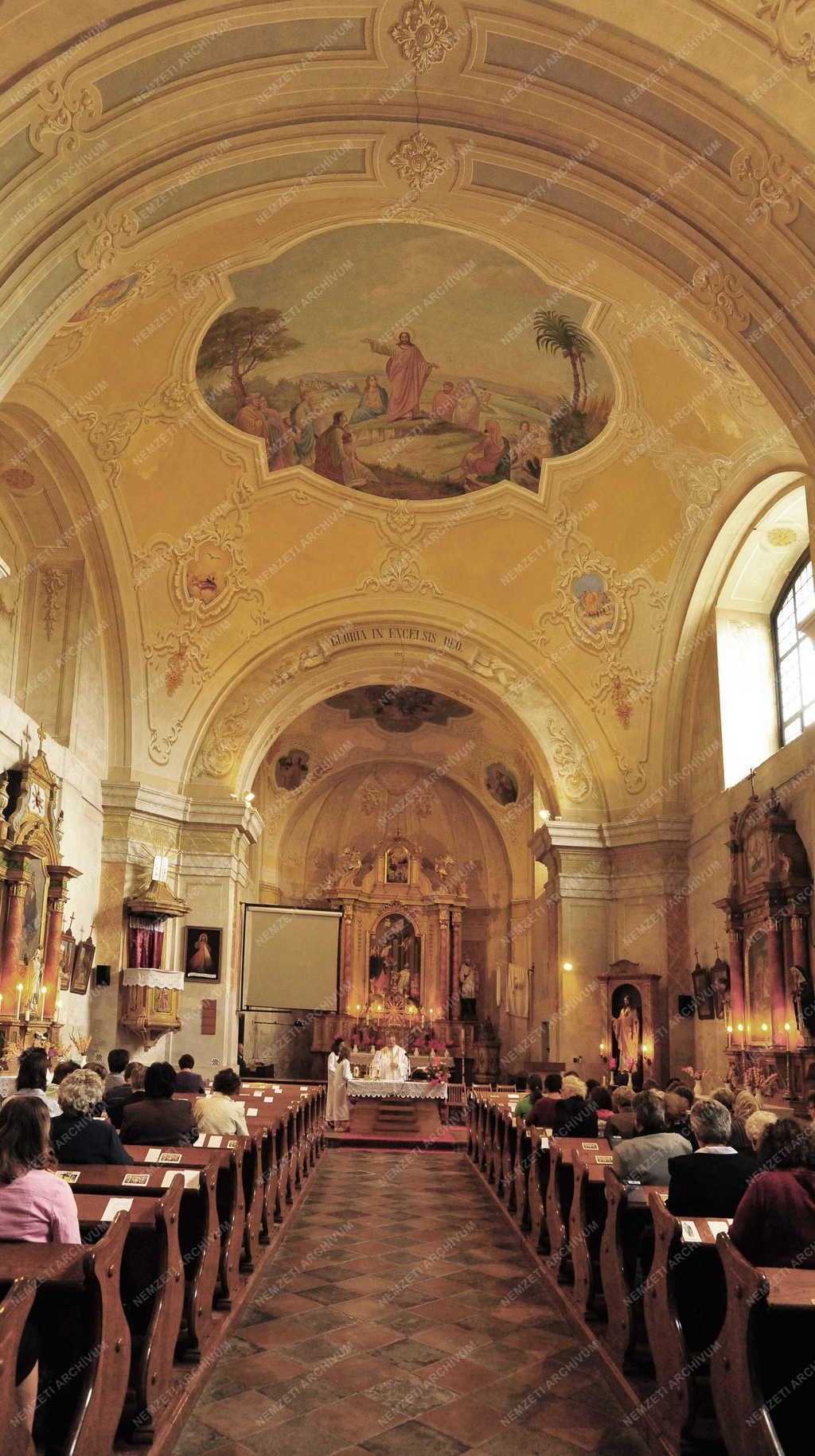 Egyházi épület - Apátistvánfalva katolikus temploma