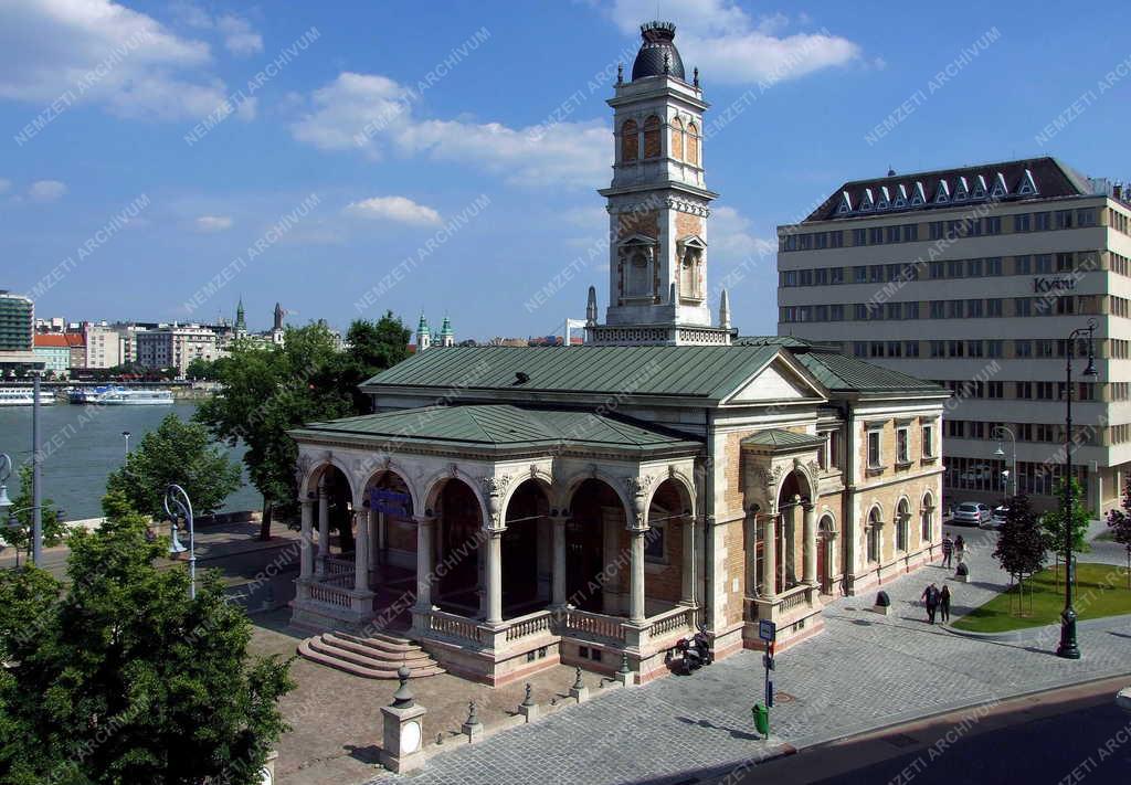 Épület - Budapest -  A Várkert Kioszk