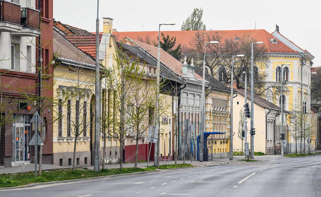 Világjárvány - Debrecen - Kijárási korlátozás