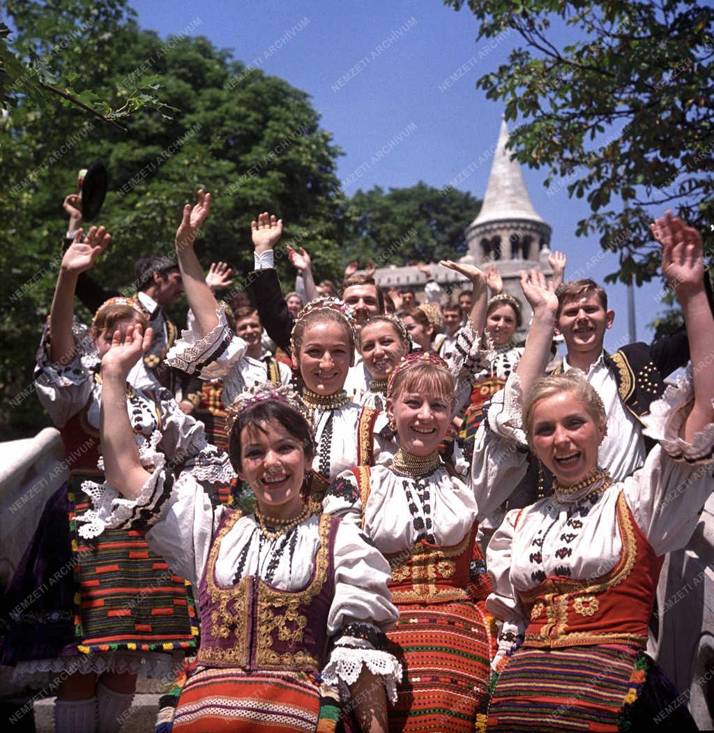 Kultúra - Népi együttes