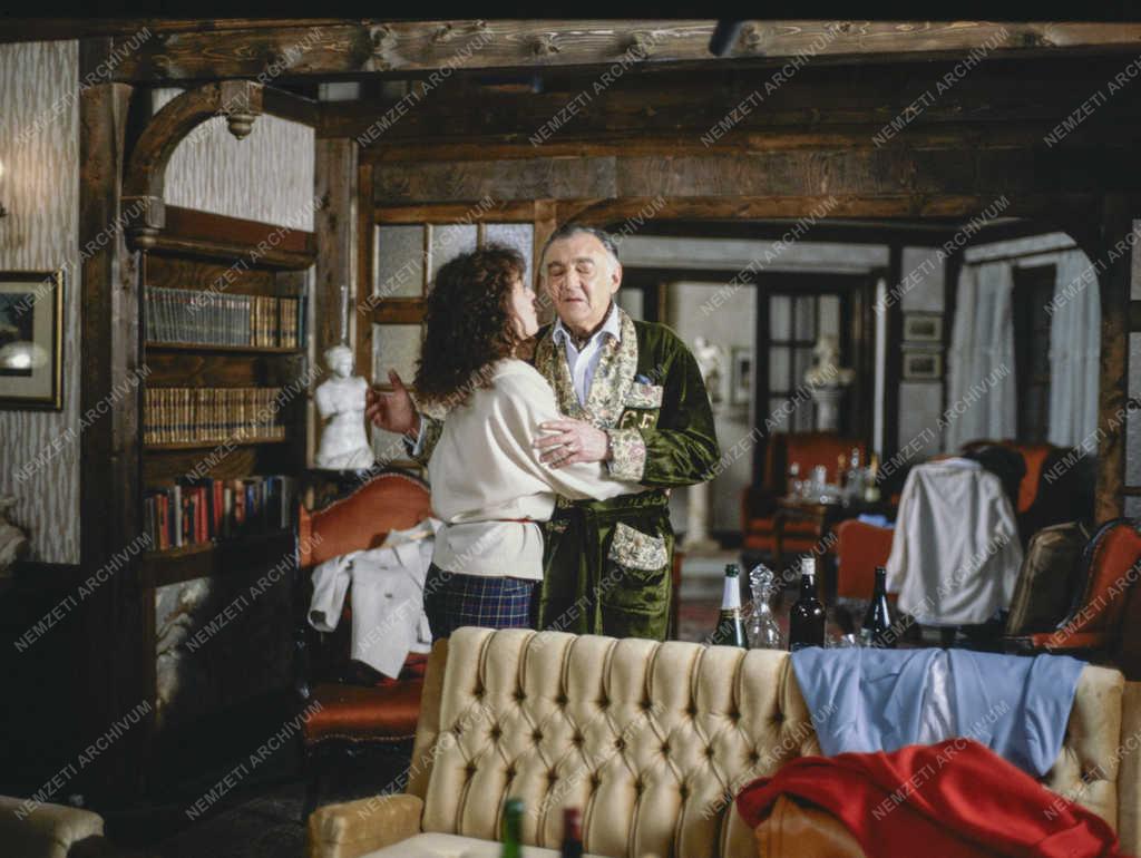 Kultúra - TV-film - Földi kacaj