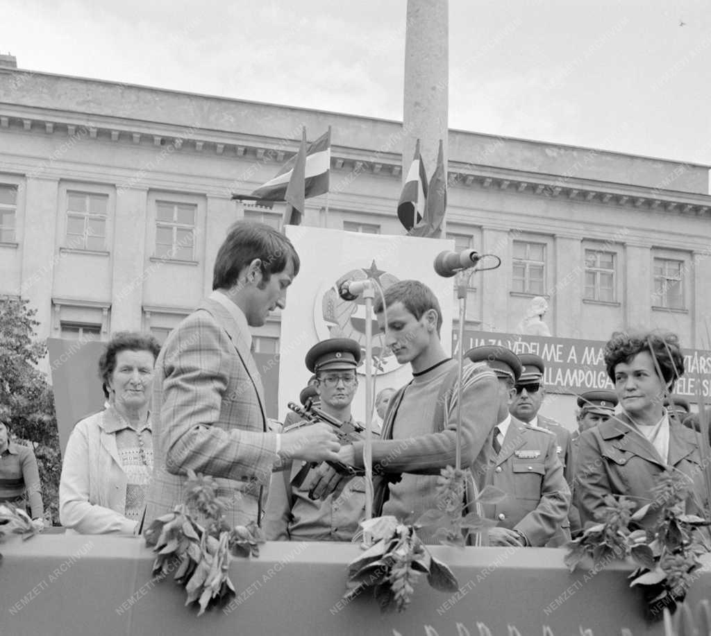 Belpolitika - A bevonulási ünnepségen