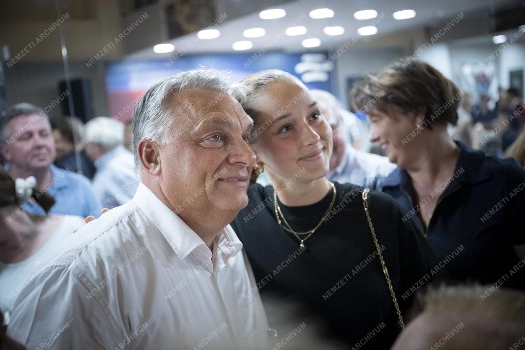 A Belvárosi Polgári Szalon 20 éves jubileumi találkozója