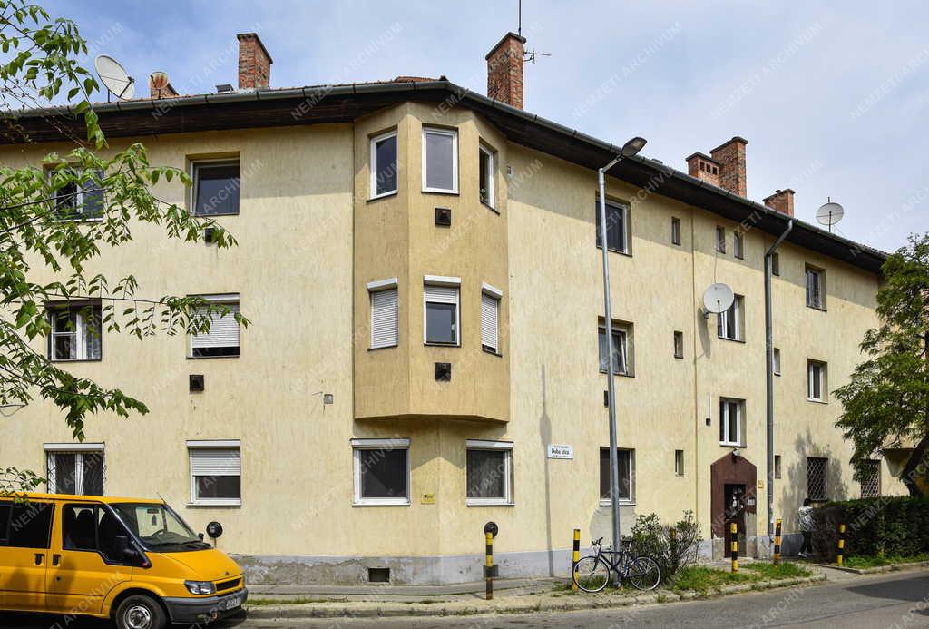 Városkép - Budapest - Pongrác 17 lakótelep Kőbányán