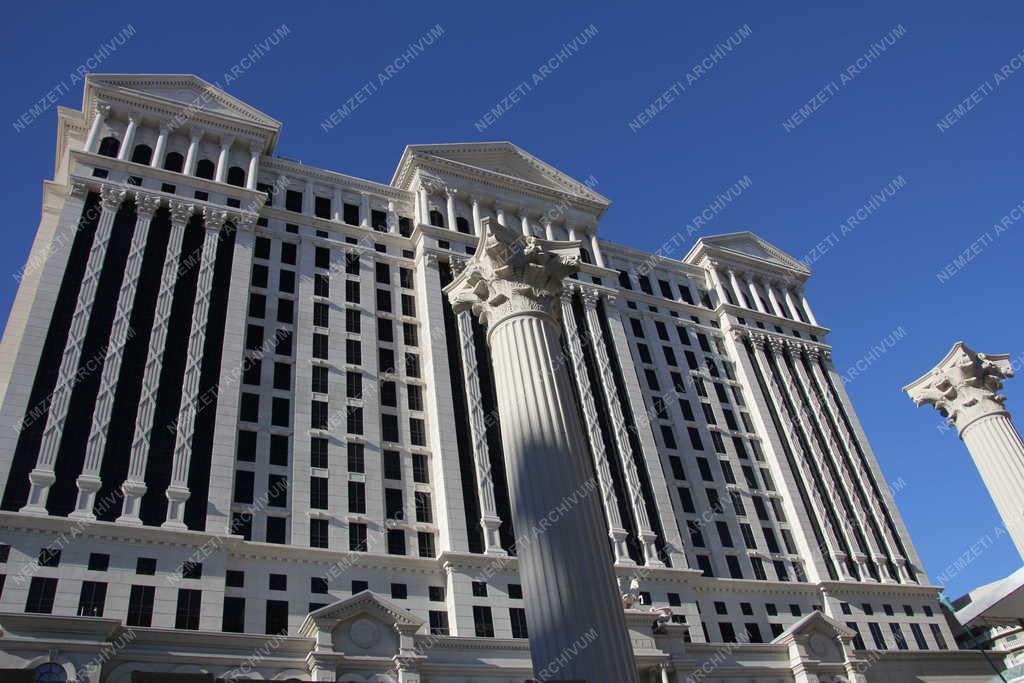Épület - A Caesars Palace luxushotel Las Vegasban