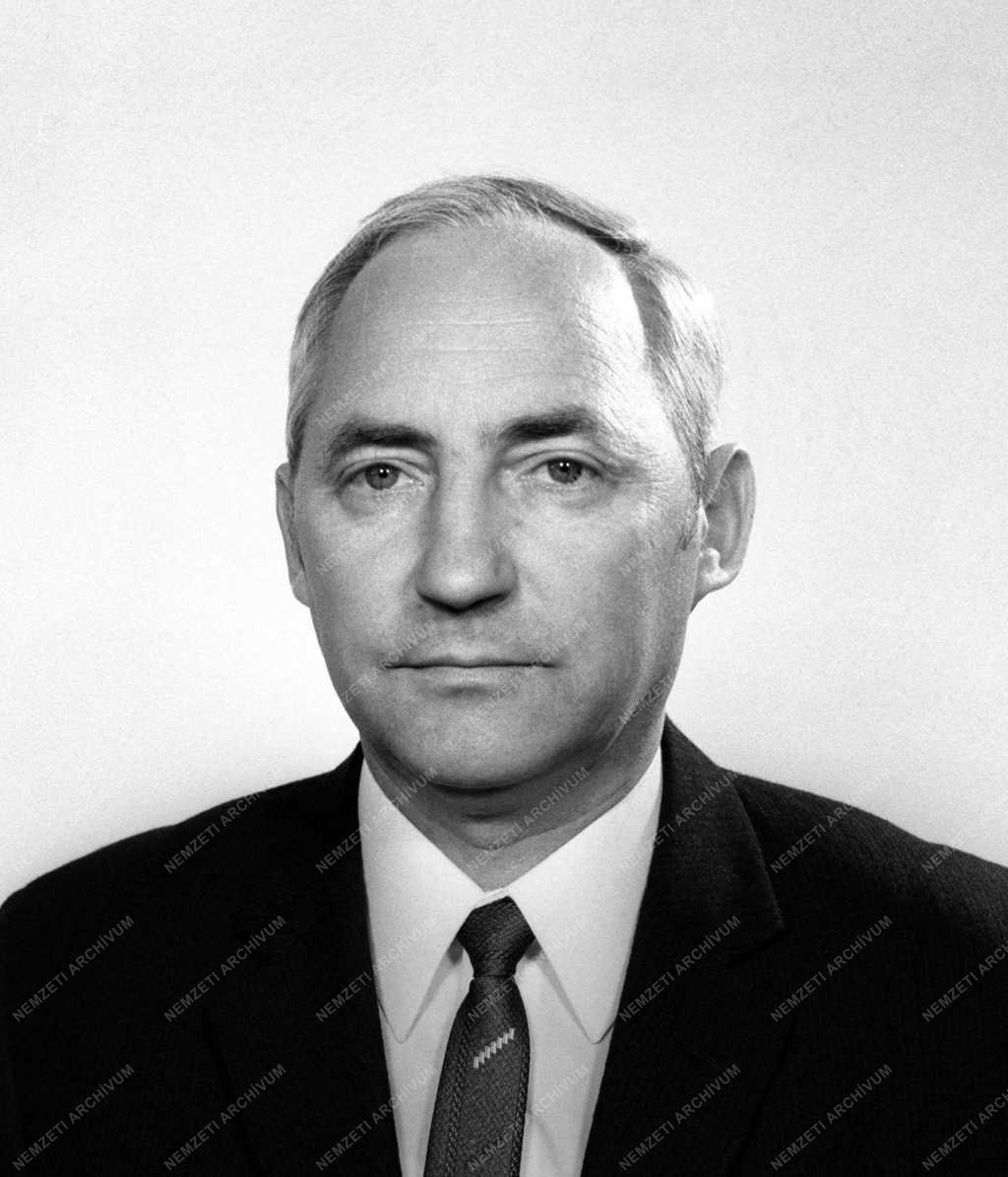1973-as Állami-díjasok - Székely László 