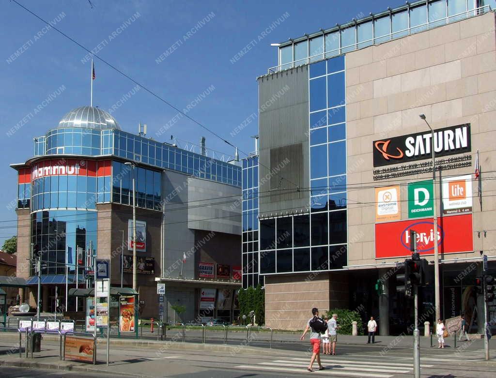 Városkép - Budapest - Kereskedelem - A Mammut üzletház