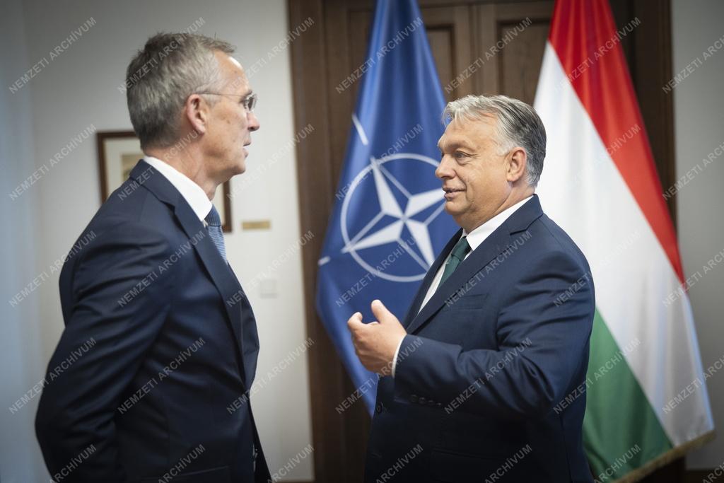 Orbán Viktor fogadta a NATO főtitkárát