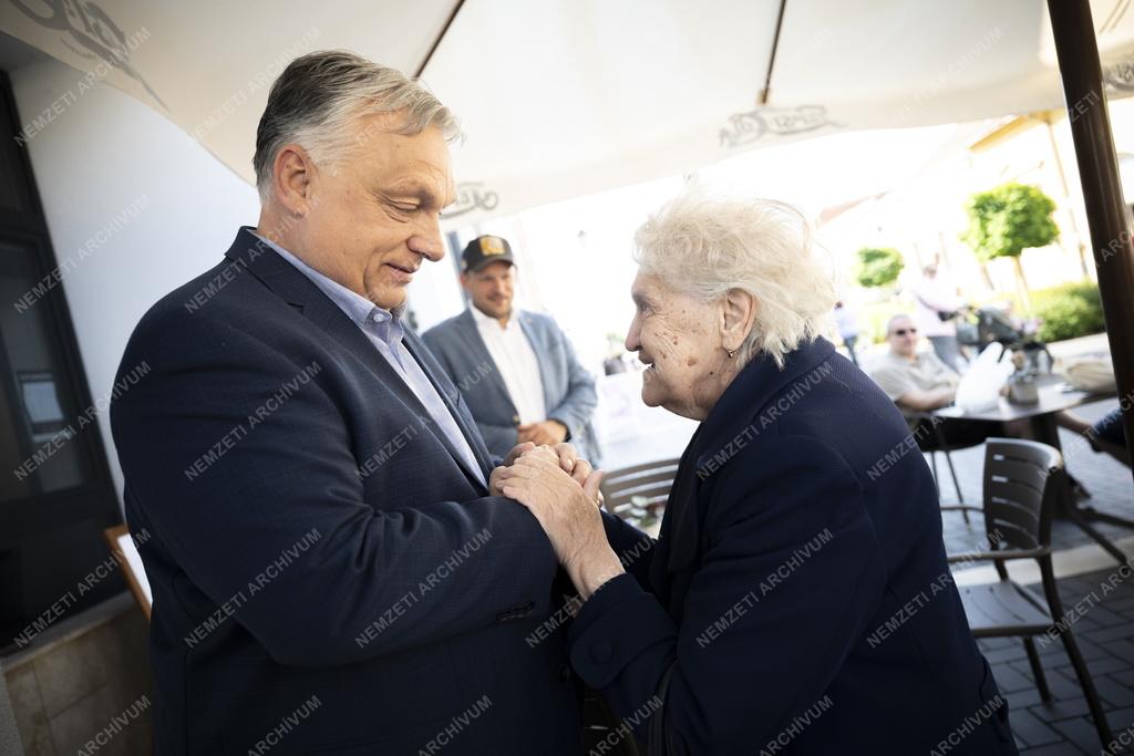 Voks 24 - Orbán Viktor országjáró kampánykörútja