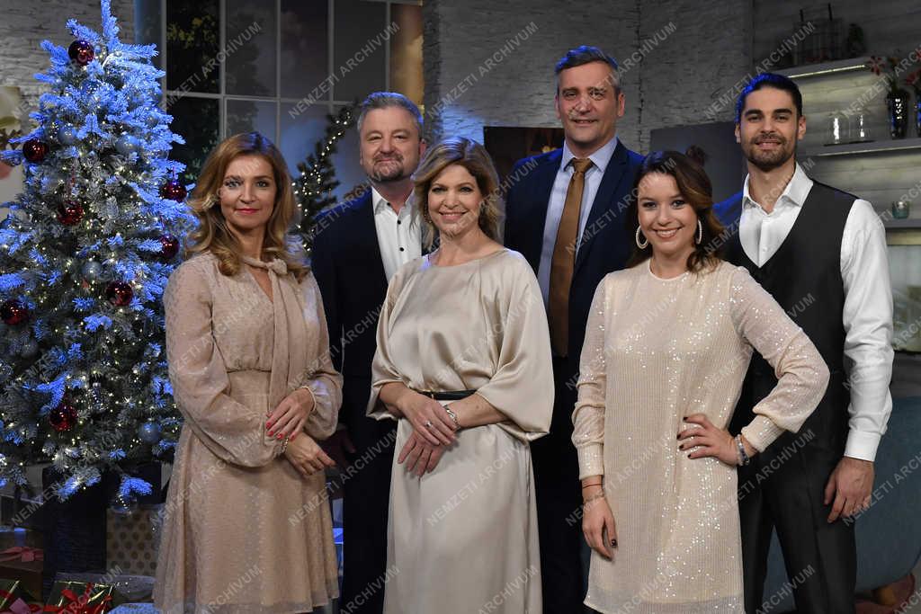 Televízió - A Család-barát magazin műsorvezetői