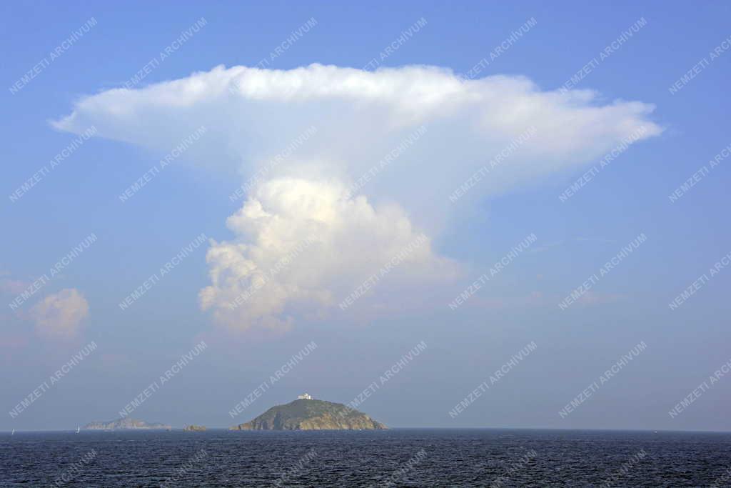 Időjárás - Piombino - Zivatarfelhő