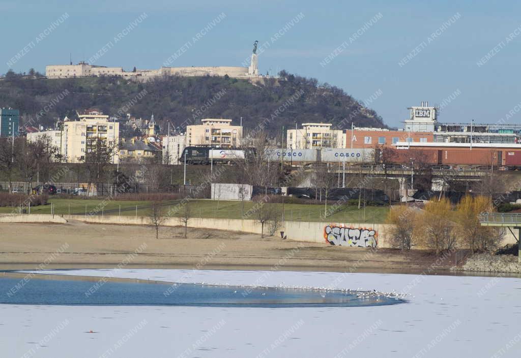  Városkép - Budapest - A Lágymányosi-öböl és a Kopaszi-gát