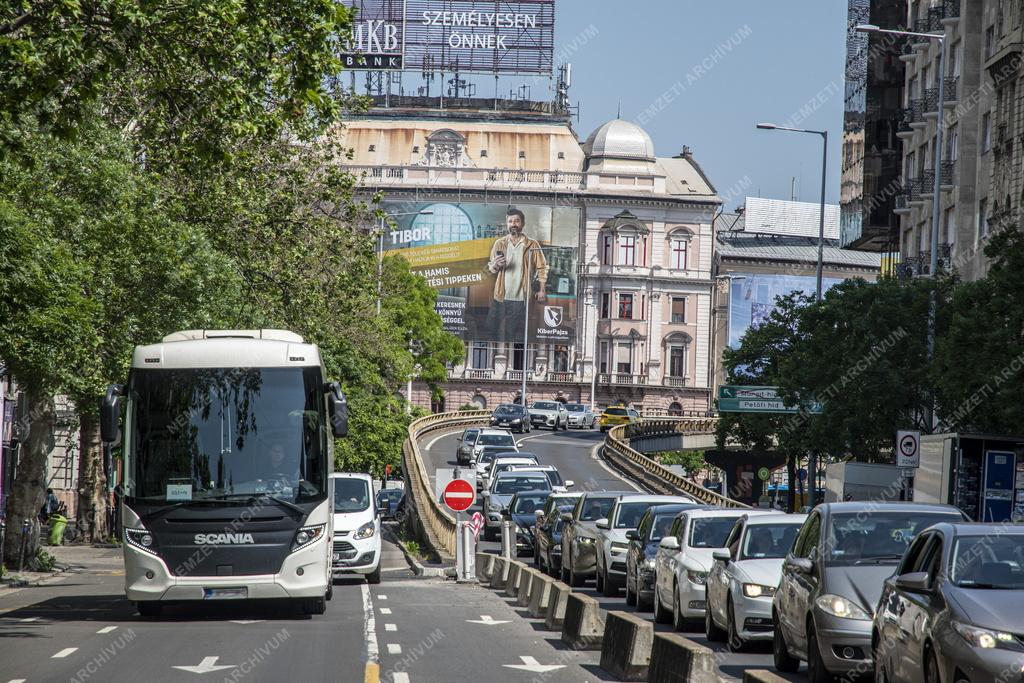 Városkép - Közlekedés - Budapest - Nyugati téri felüljáró