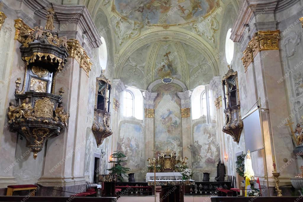 Egyházi épület - Sümeg - Urunk Mennybemenetele Plébánia Templom