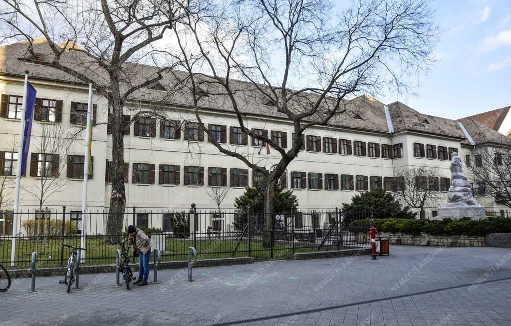 Egészségügy - Budapest - Szent Rókus Kórház