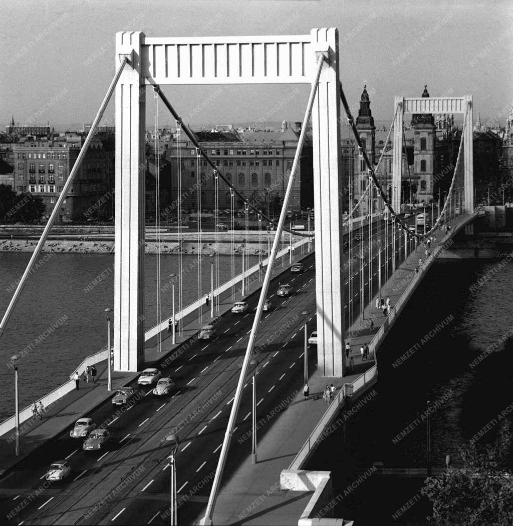 Budapest -  Erzsébet híd