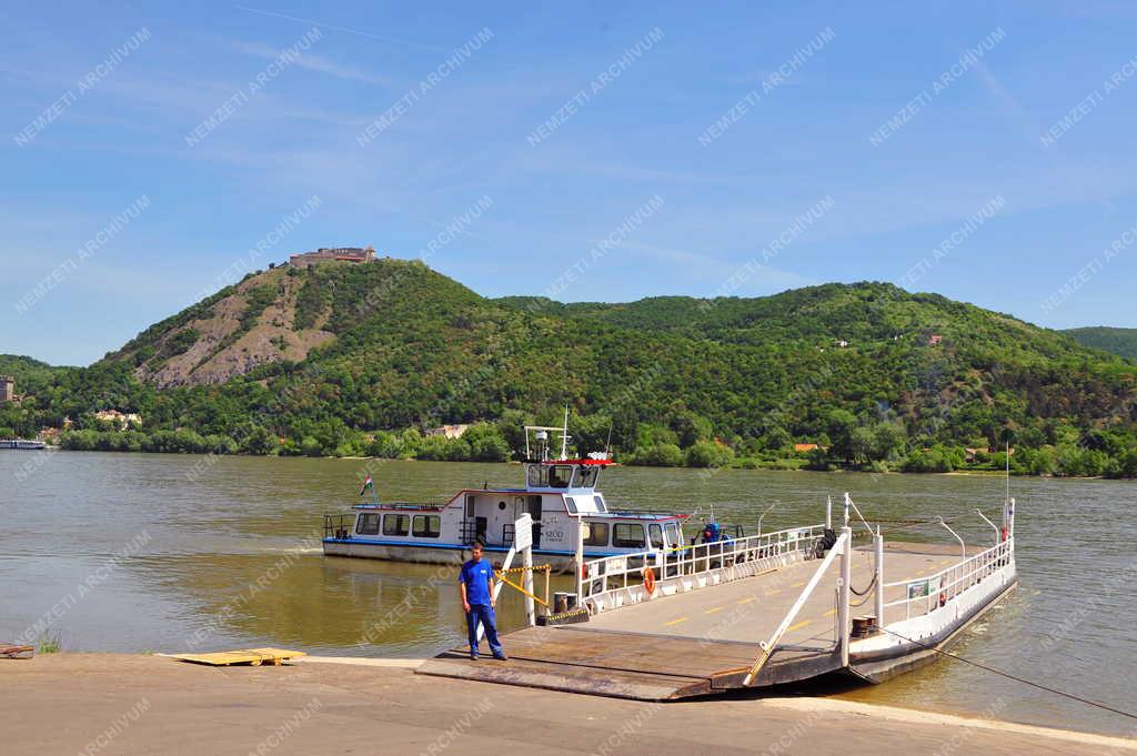 Közlekedés - Nagymaros - Kompkikötő