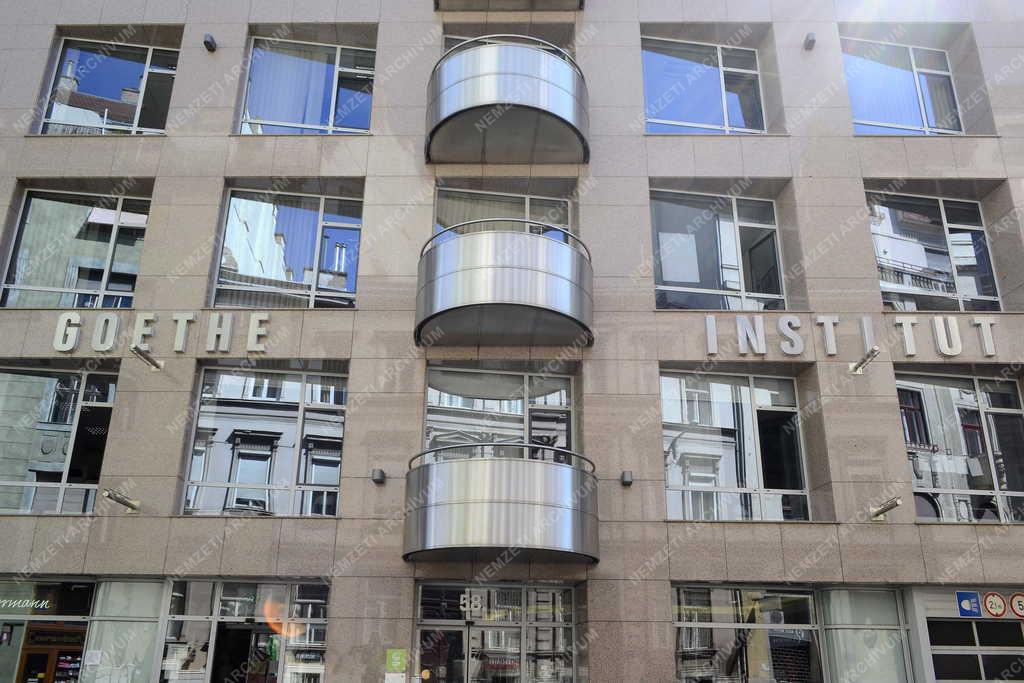 Épület - Budapest - A Goethe Intézet homlokzata