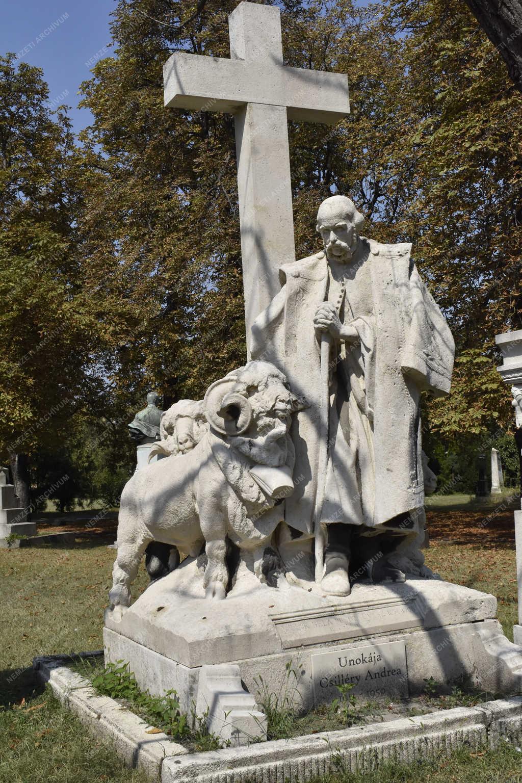Temető - Budapest - Fiumei úti sírkert