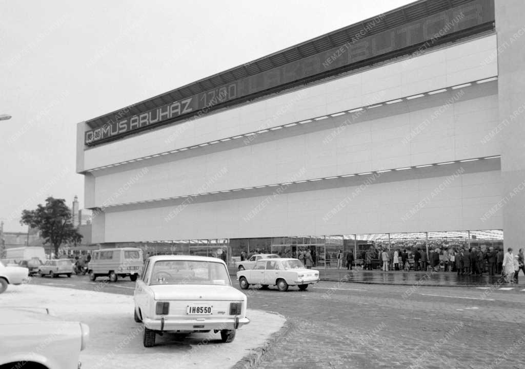 Városkép - Domus Áruház